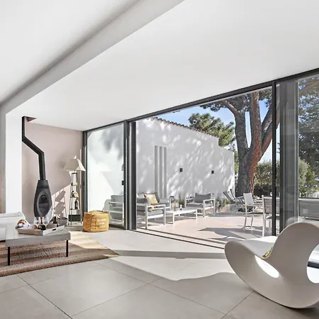 Artemis Piscine Golfe St-trop *