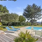 Artemis Piscine Golfe St-trop Grimaud