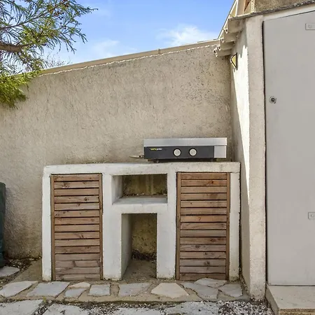 Artemis Avec Piscine Vila