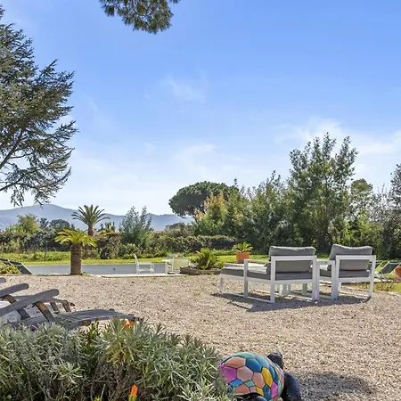 Artemis Avec Piscine * Grimaud